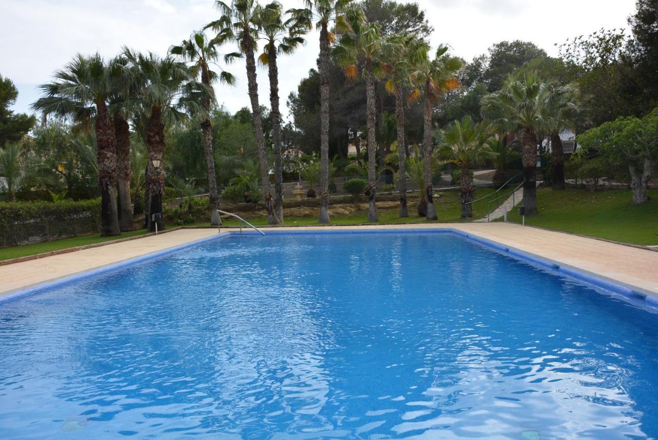 Palmeras, Piscina, Campo De Futbol Y Jardin Privados มาซาร์รอน ภายนอก รูปภาพ